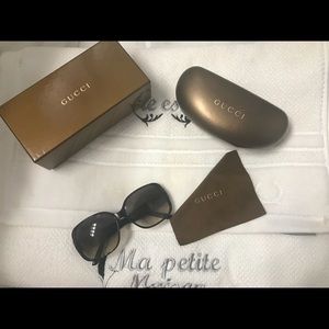 Authentic Gucci Sunglasses Black